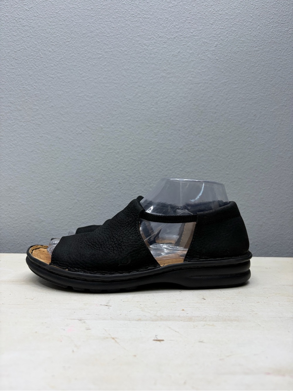 Born Black Leather Slingback Sandals Size 7.5